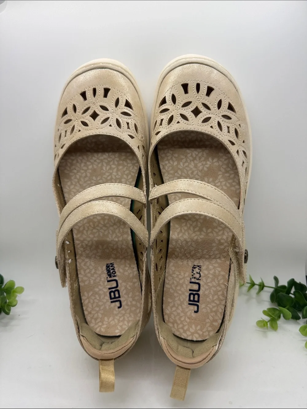 JAMBU Bellerose Encore flats. Size 10